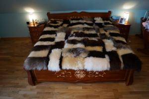 Sheepskins - Patchwork sheepskin rug - lovely-rectangular-carpets-sheepskin
