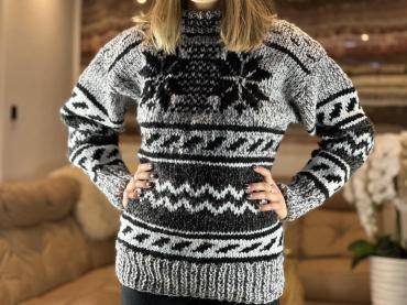 Sheepskins - Women's sweaters made of natural sheep wool, 100% wool!